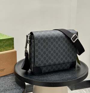 Gucci GG Emblem Medium Messenger Bag in Black GG Supreme Canvas